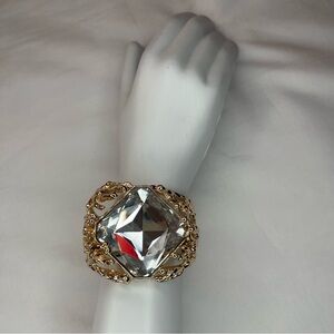 Gold tone statement metallic chunky single rhinestone cuff bracelet